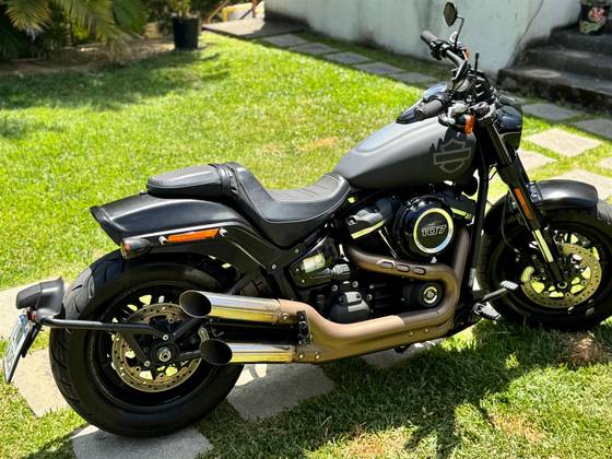 HARLEY-DAVIDSON SOFTAIL FAT BOB 107 